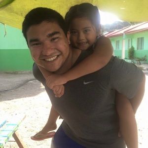 Meet your Posher, Evan